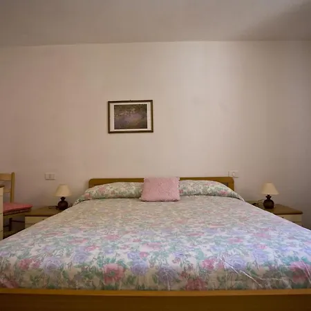 Loredana Apartment *